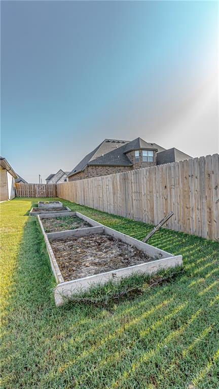 Building Photo - 1100 Quailridge Way
