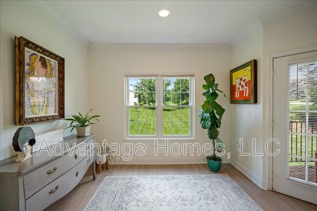 Building Photo - 11610 Tomahawk Creek Pkwy