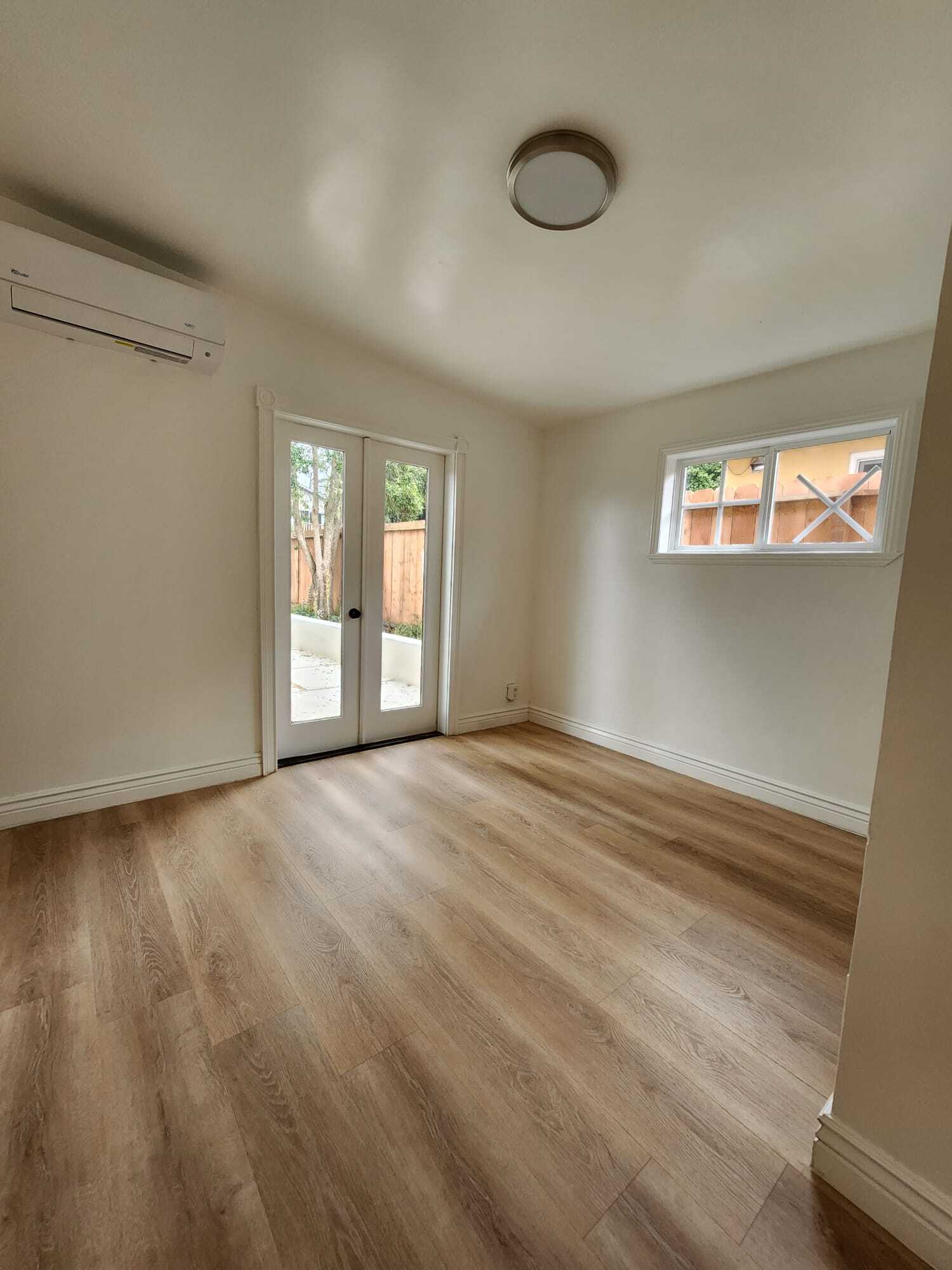 Building Photo - 1208 Lincoln Avenue