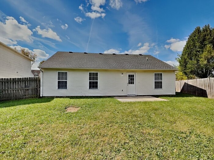 Building Photo - 409 Bridgestone Dr