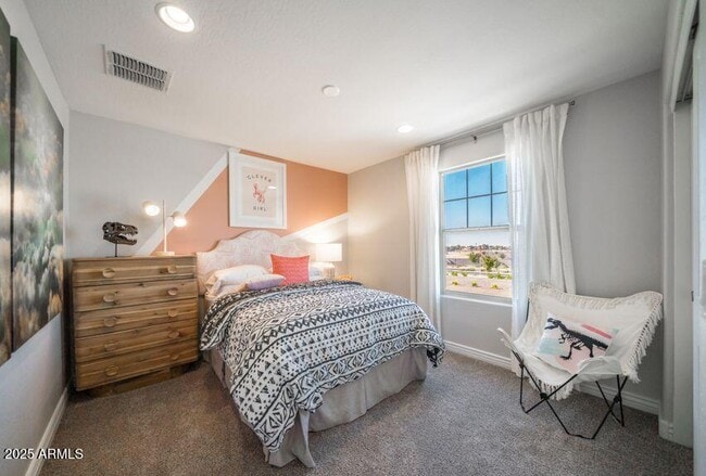 Building Photo - 3716 N 99th Dr