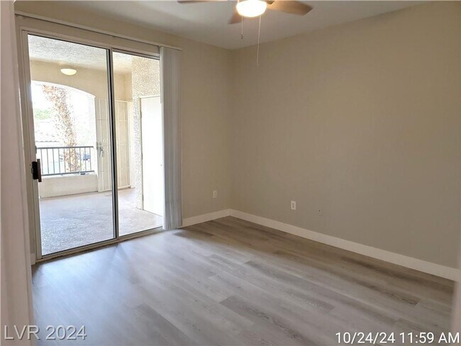 Building Photo - 3RD FLOOR UNIT LOCATED IN VISTANA GATED CO...