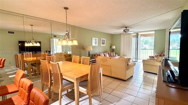 Building Photo - 2420 Deer Creek Country Club Blvd