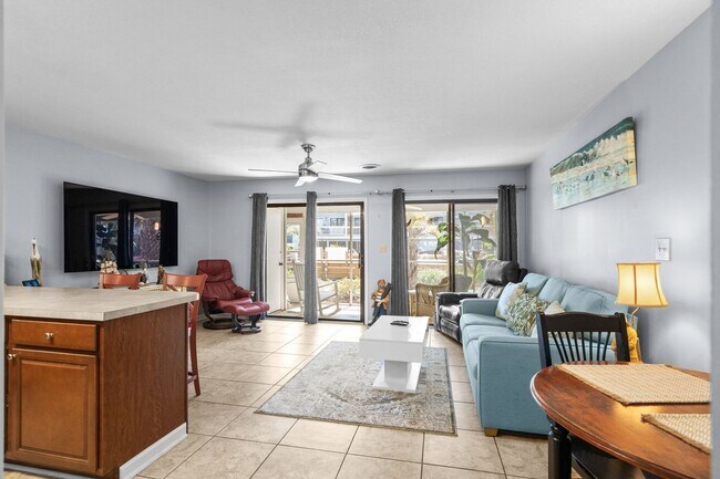 Building Photo - 3700 Golf Colony Ln