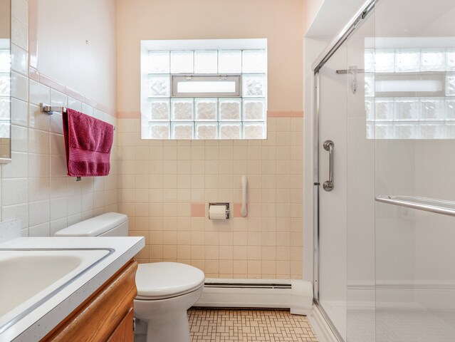 Building Photo - 2520 N Neva Ave