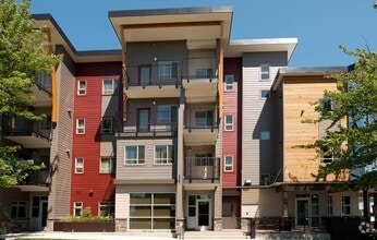 Building Photo - The Pearl