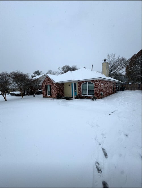 Building Photo - 30551 Oak Crest Rd