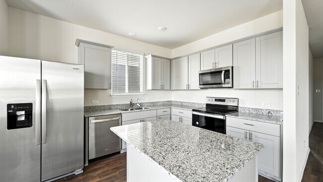 Building Photo - 158 Hazy Glade Dr