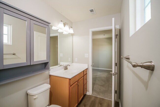 Building Photo - 678 Reunion Ln