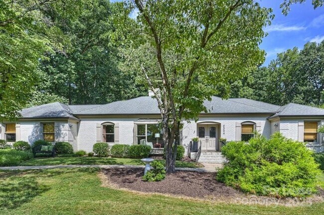 Primary Photo - 6334 Fair Valley Dr