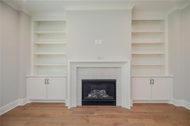 Building Photo - 3963 Enclave Wy
