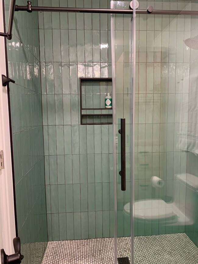 Building Photo - Turnkey 2 BDR/2BA Boulder Condo