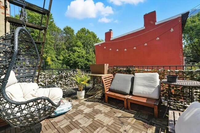 Building Photo - 612 Jersey Ave