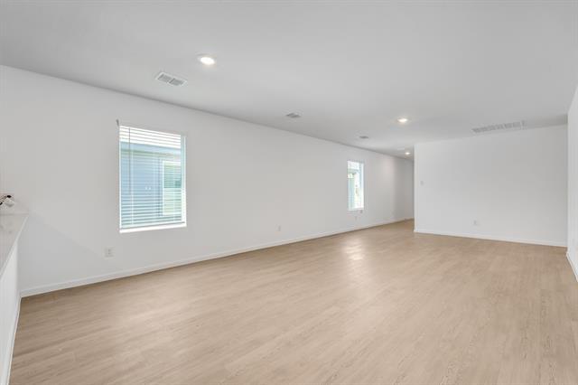 Building Photo - 831 Ponderosa Ln