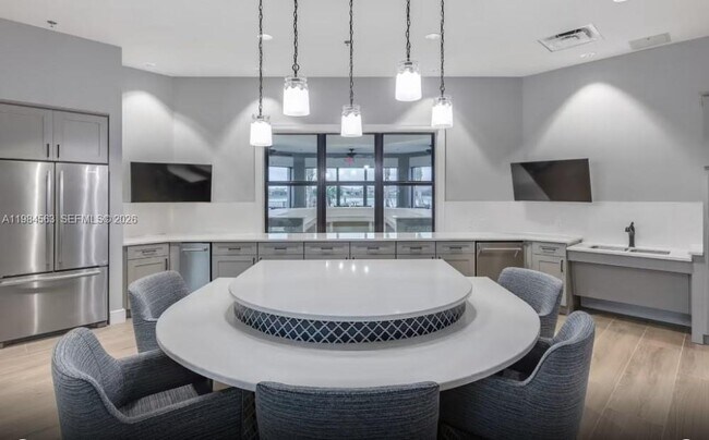 Building Photo - 8185 Tailshot Ct