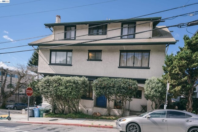 Building Photo - 2905 Channing Way