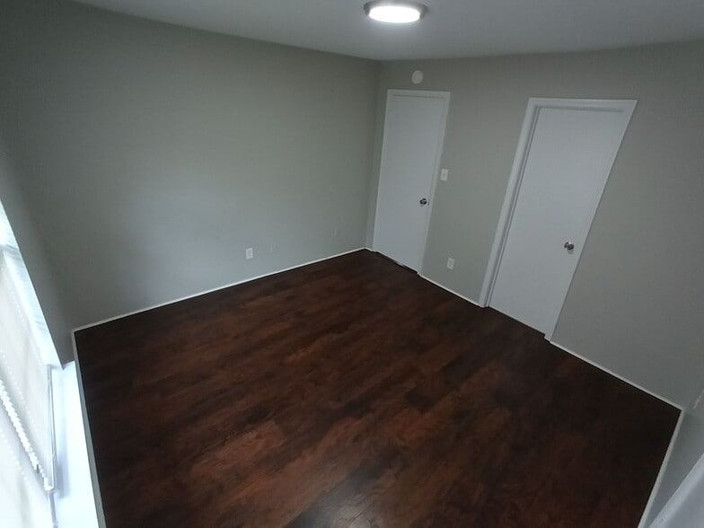 Building Photo - 52 Brianfield Dr