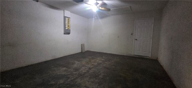 Building Photo - 1019 SE 12th Terrace