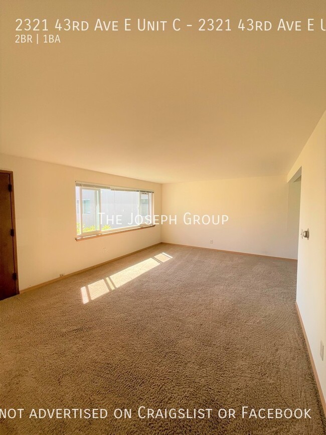 Building Photo - Amazing 2 bed/1 bath in Madison Park!