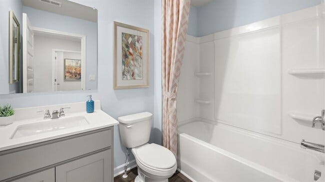 Building Photo - 6741 Leigh St