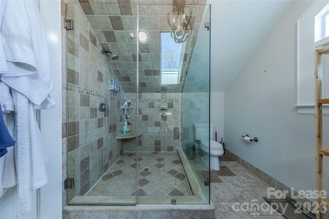 Building Photo - 2101 Dartmouth Pl