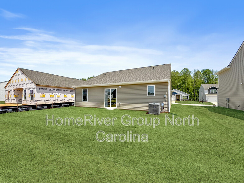 Building Photo - 3531 Clover Vly Dr