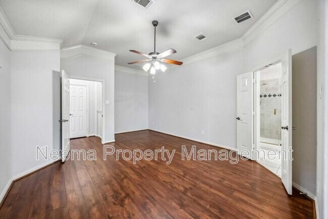 Building Photo - 23822 Wellington Ct Blvd