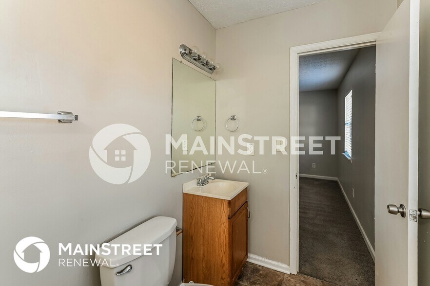 Building Photo - 2327 Cherokee Valley Dr