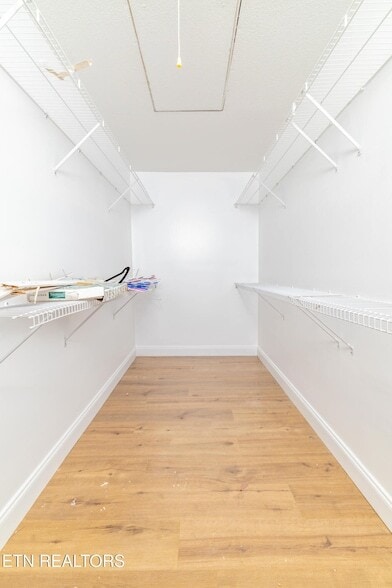 Building Photo - 7037 Wakan Ln