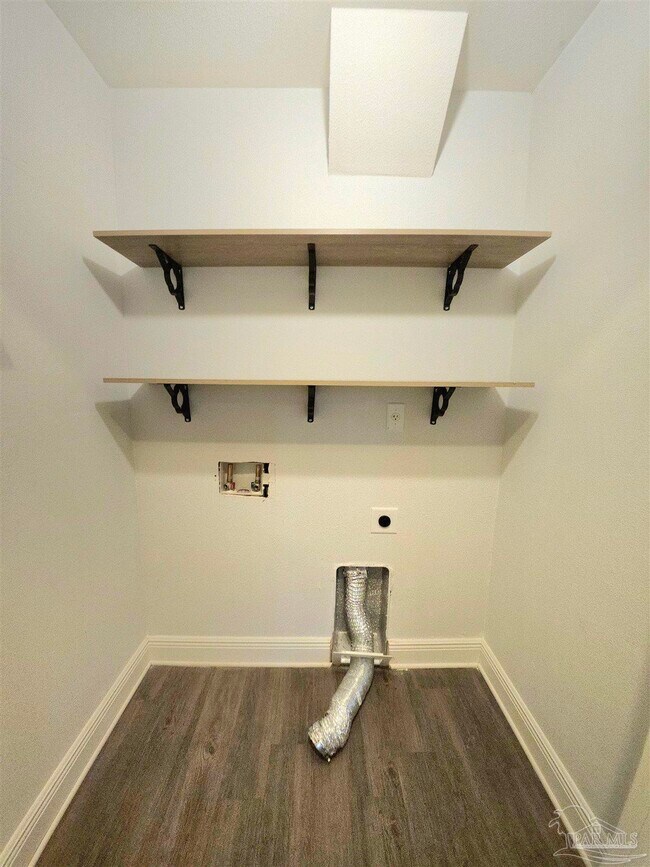 Building Photo - 313 N Navy Blvd