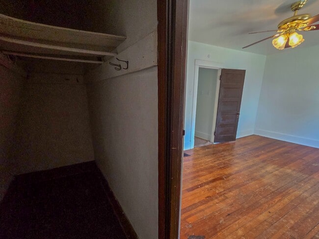 Building Photo - 1330 Woodmont Ave