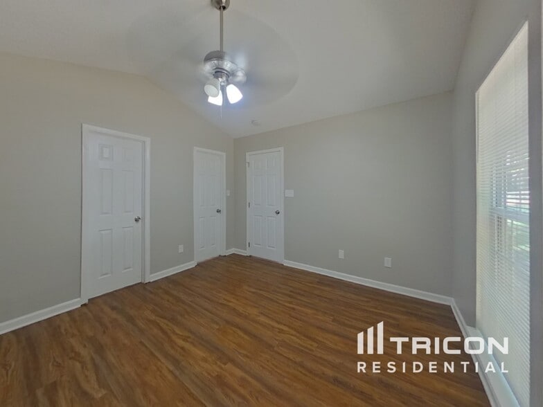Building Photo - 8623 Treyburn Dr