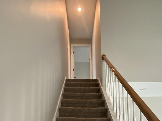 Building Photo - 751 Steeplechase Way