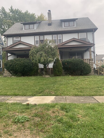 Front. 17 is on the right - 17 Hartzell Ave
