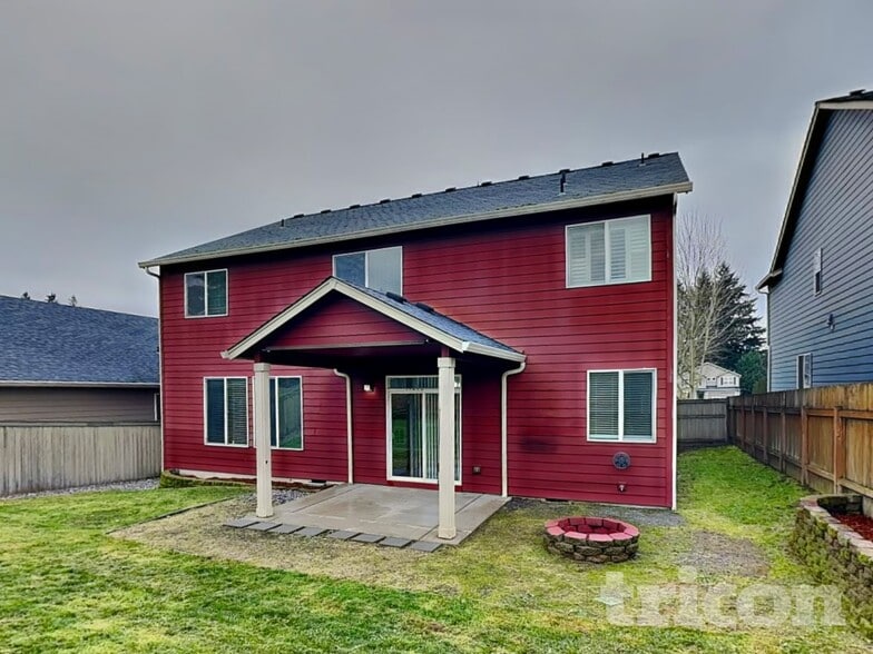 Building Photo - 6500 NE 86th Ave