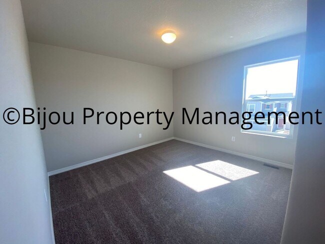 Building Photo - Beautiful 3 Bedroom New Build