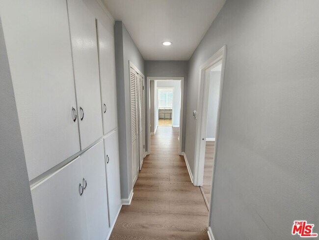 Building Photo - 12549 Barbara Ann St