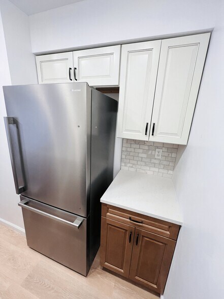 Building Photo - 112 Longfield Ct