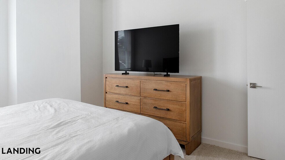 Building Photo - 2110 Birkhall St