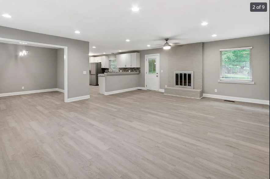 Living Room - 1548 N Concord Rd