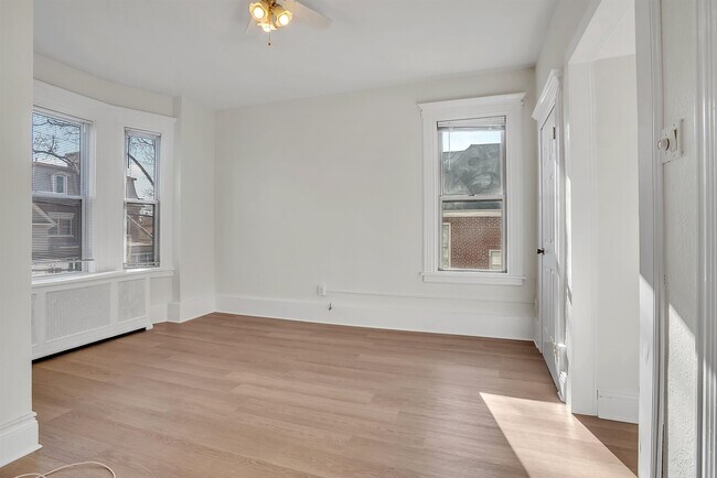 Building Photo - 25 Reservoir Ave