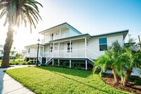 Building Photo - Seaward Landing