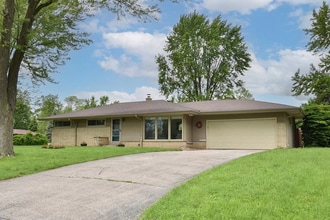 Building Photo - N58W18330 Juniper Ln