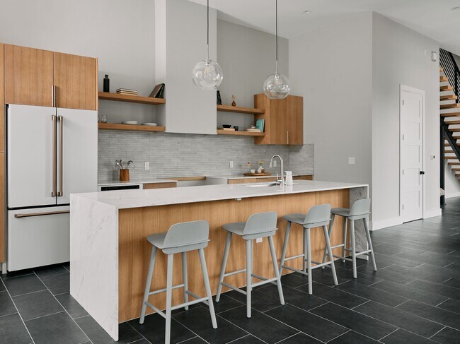 Building Photo - 412 Kemp St