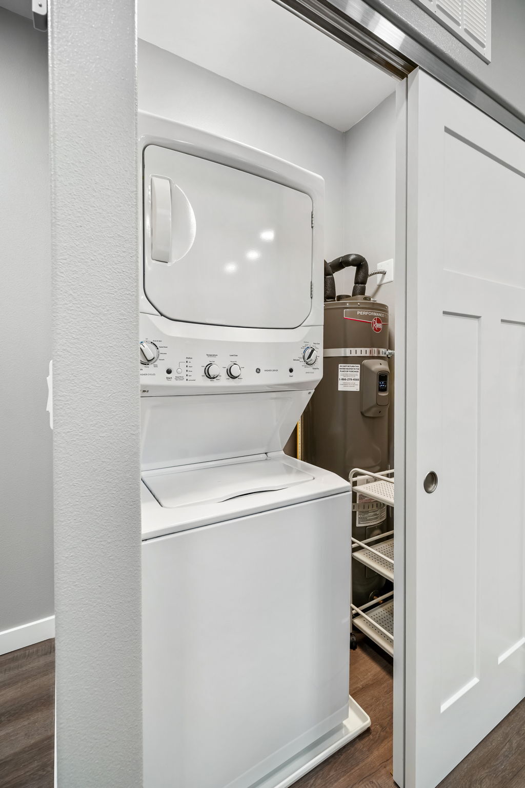 Washer/Dryer - 195 NW 6th St