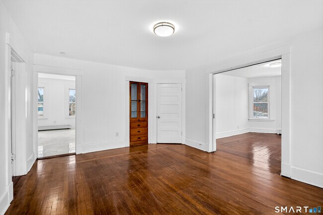Building Photo - 168 Black Rock Ave