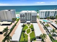 Building Photo - 1977 Gulf Shore Blvd N