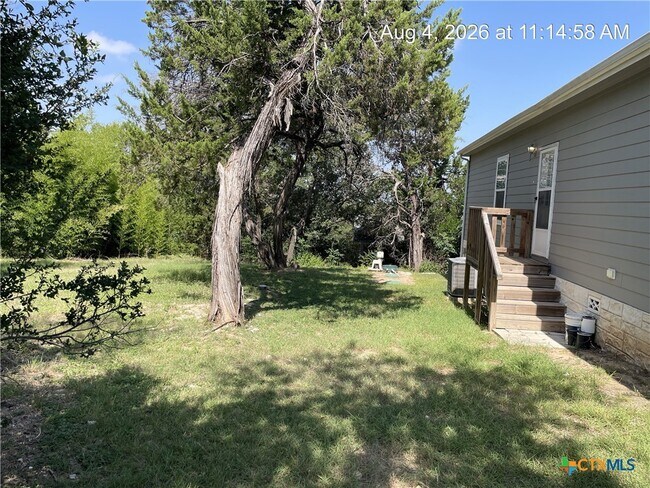 Building Photo - 711 La Cresta Dr