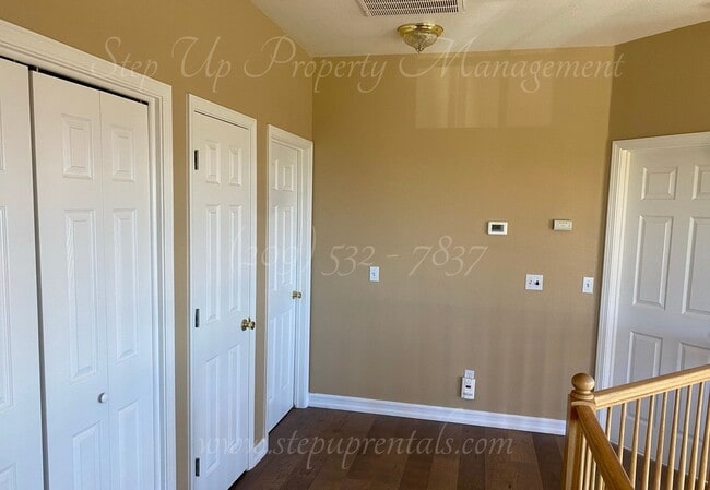 Building Photo - Elegant Mountain-View Home with Solar, Well Water & Septic – Utility Savings Included!