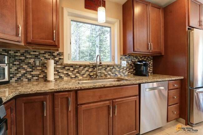 Building Photo - Birch Lane in Eagle River